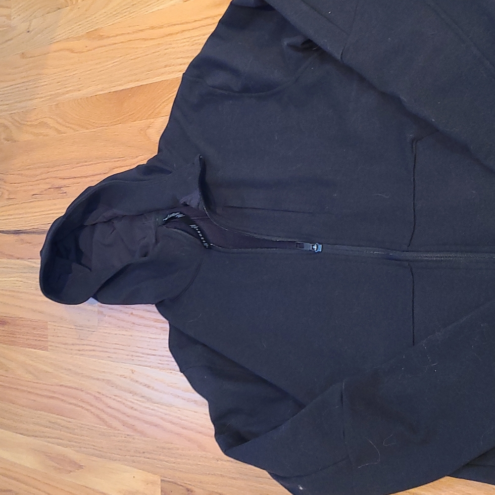 Lululemon Sweatshirt w/ Zipper Slim fit